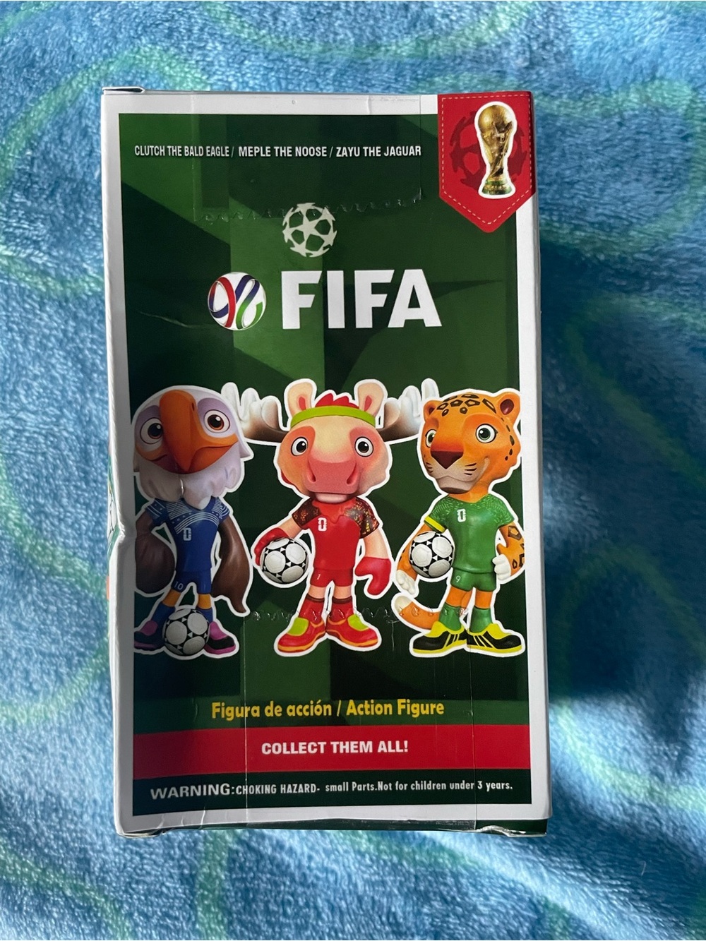FIFA 2026 Official Mascot Figurine Set - Green/Blue/Red Accents - Picture 11 of 14